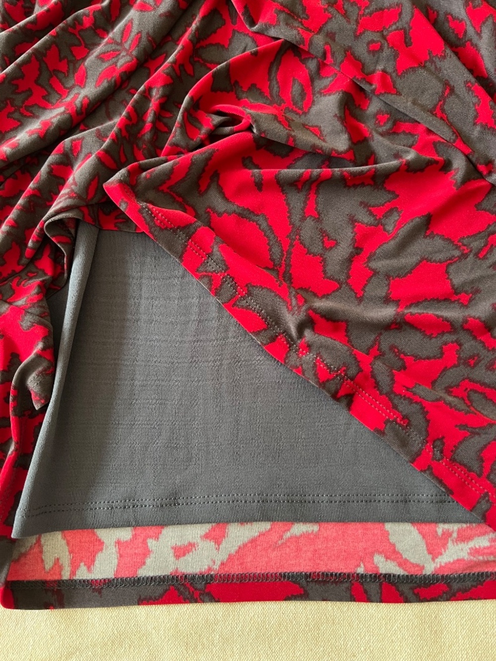 Jones New York Red & Charcoal Gray Floral Print Sheath Dress Size 12 - Picture 8 of 10